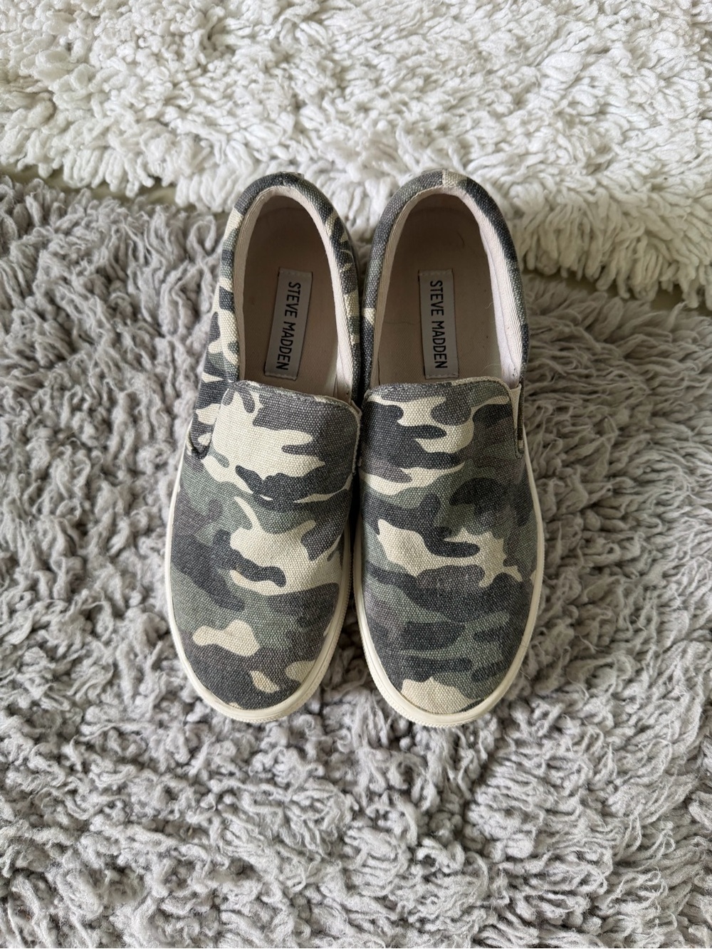 Steve Madden Kids Camo Slip-On Sneakers - Green/Beige
